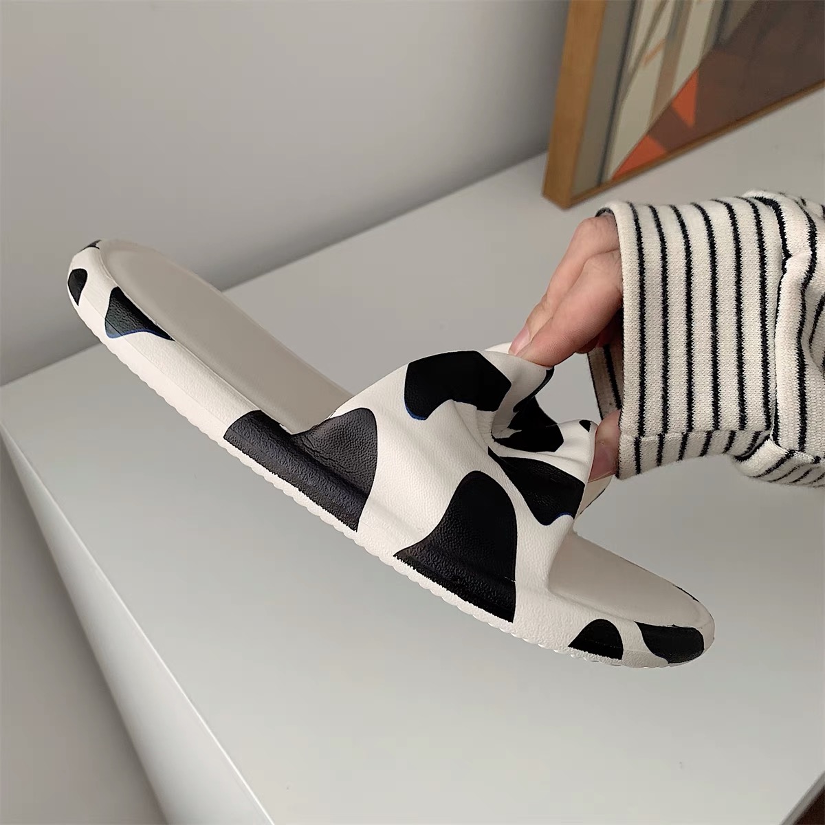 Let’s rewind & relax slippers SNZZ287 image