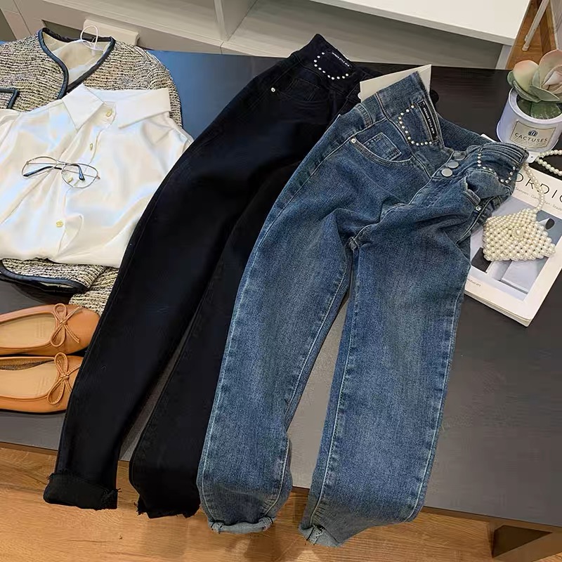 Your fav picnic jeans image