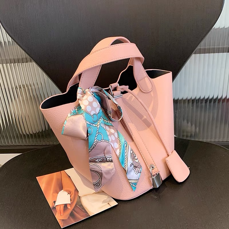 Rule breaker bucket bag & scarf BG151 image