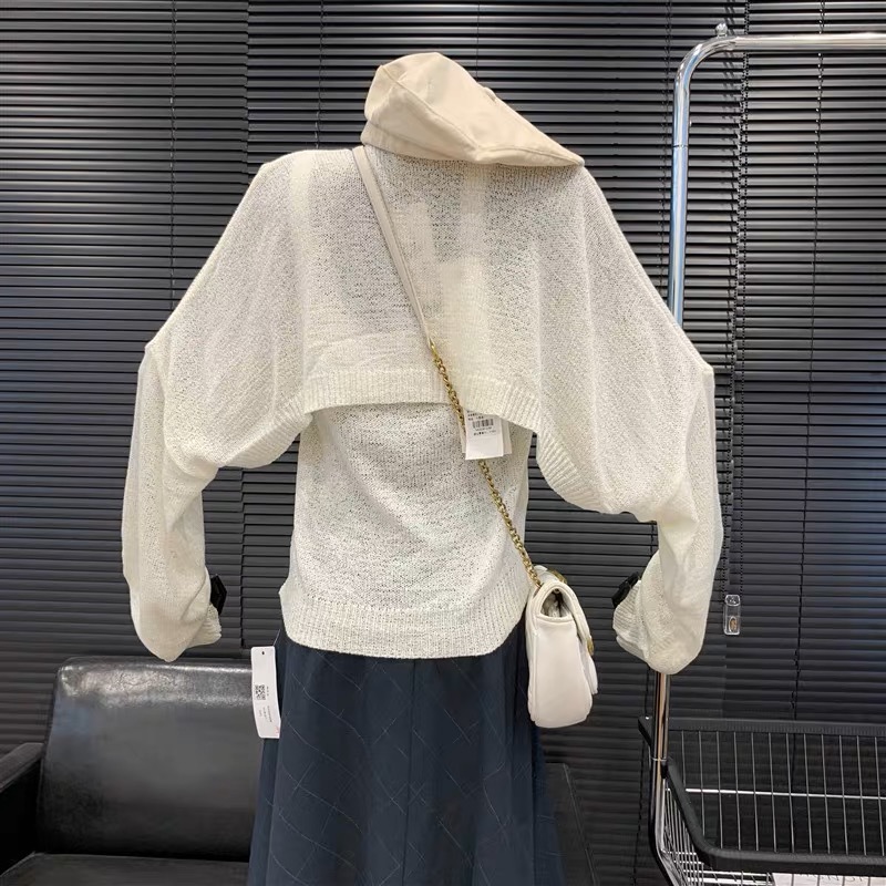 Friendly casual vest & slip on set image