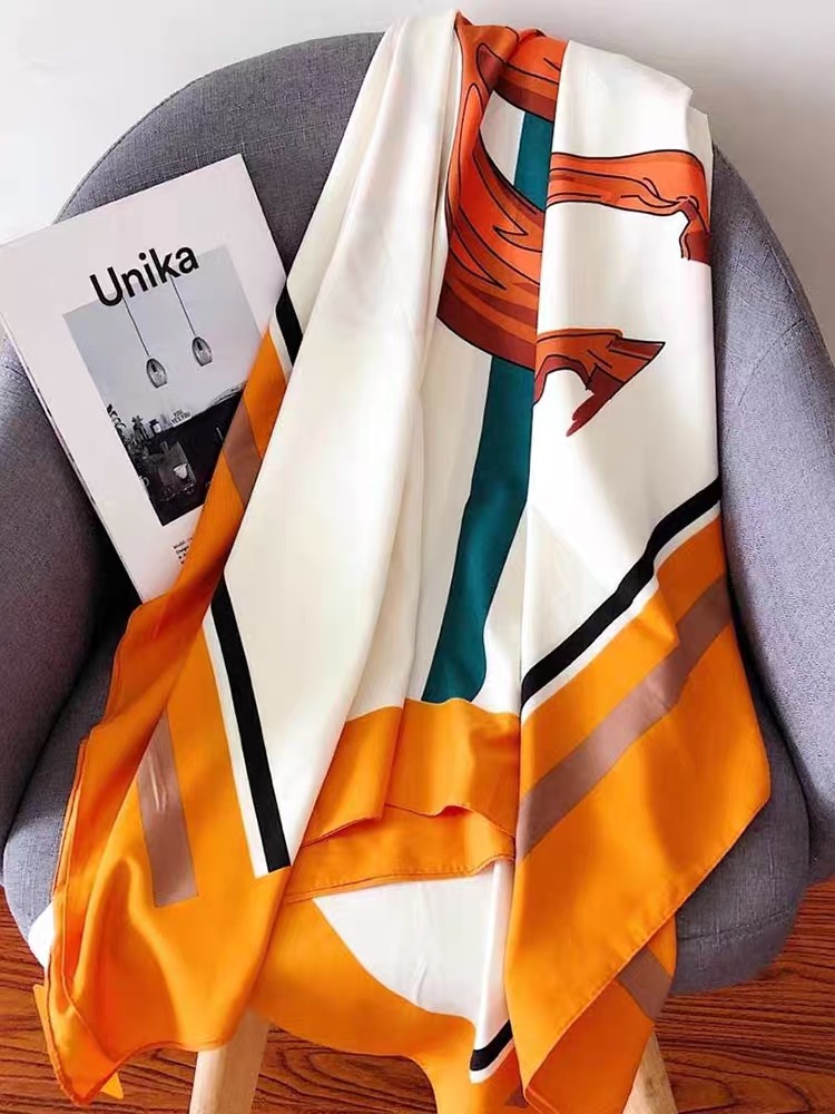 Hermes style print scarf HW117 image