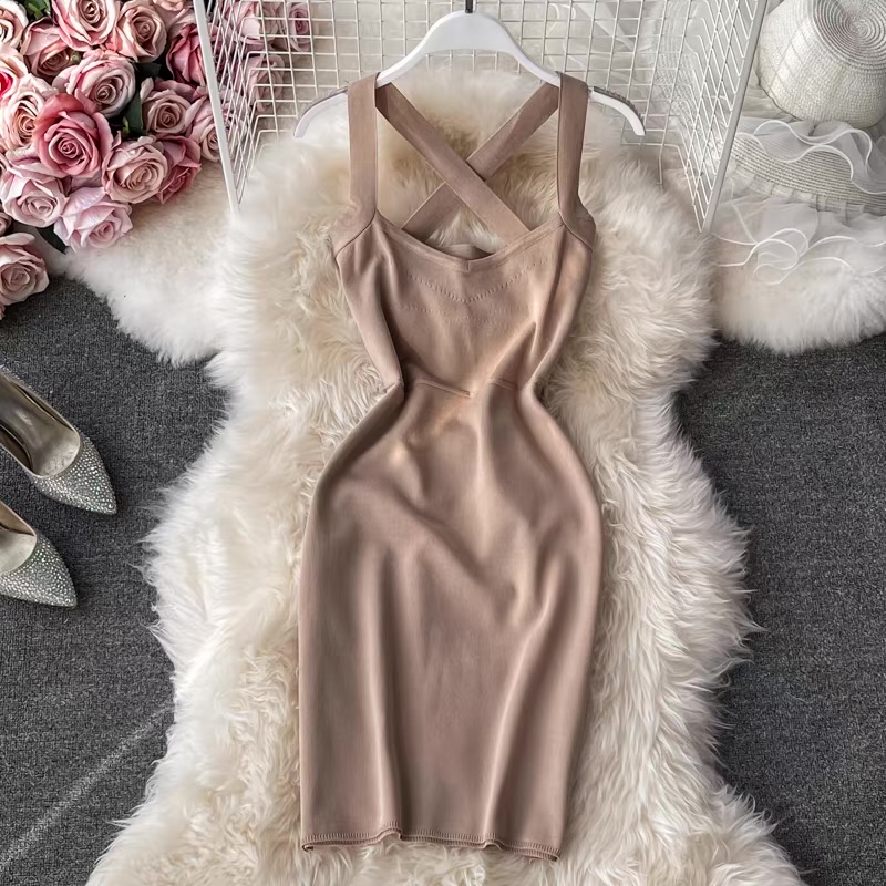 Sahara suspenders gown CBC40 image