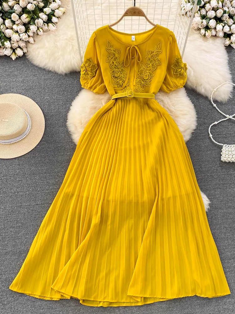 Keep looking midi dress FD166 image