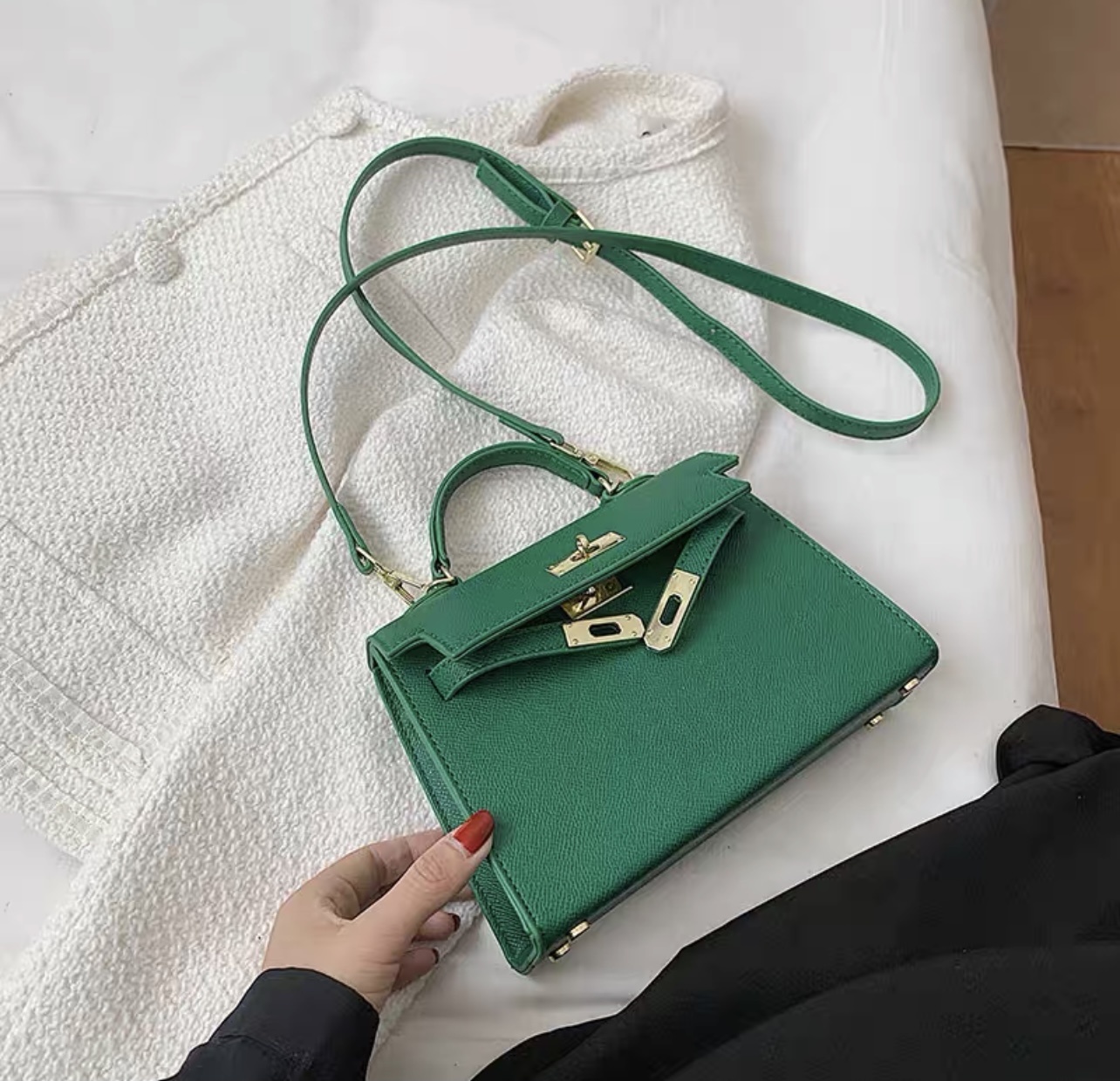 Show me something new handbag BG115 images