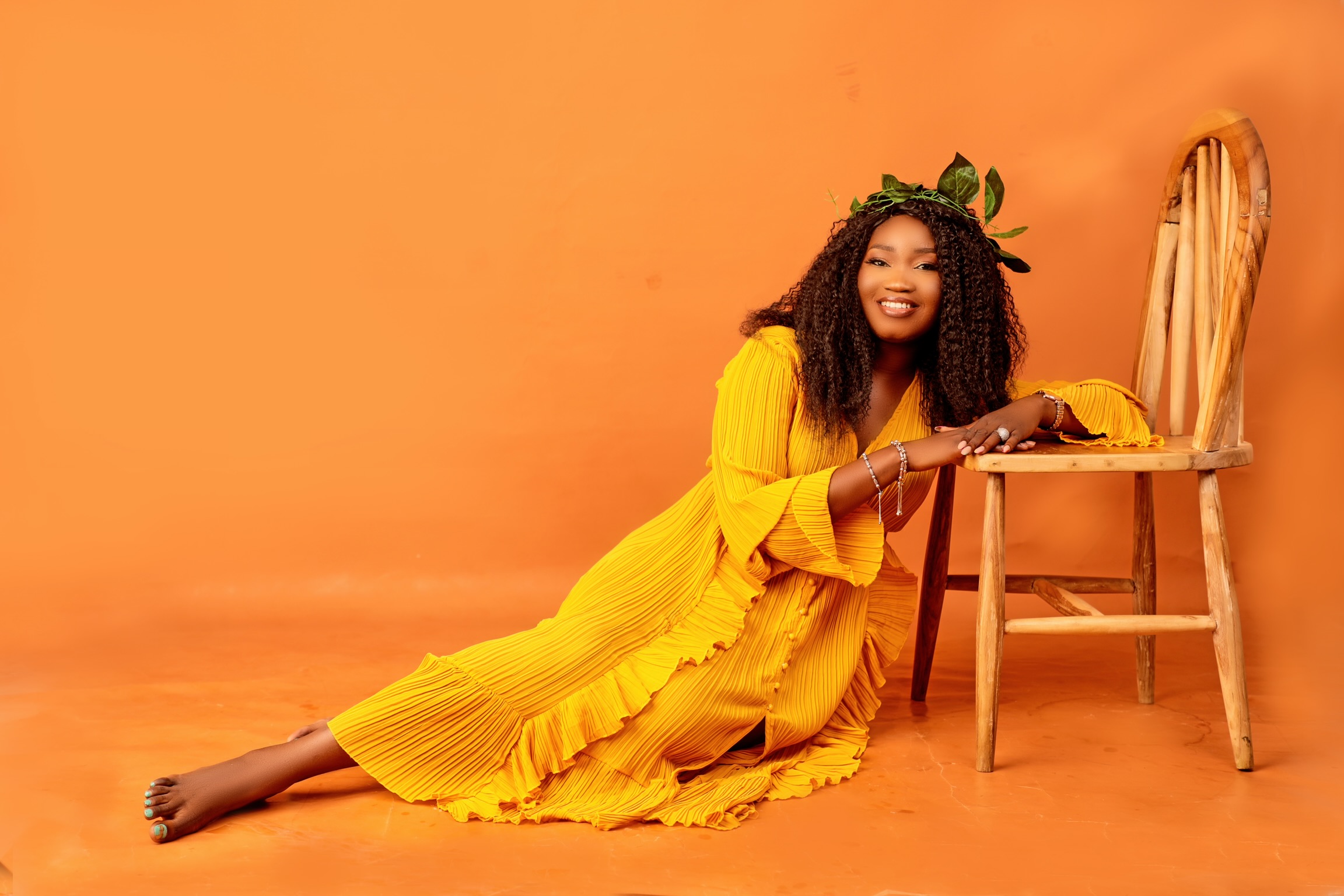 Sarah’s ruffle dress images