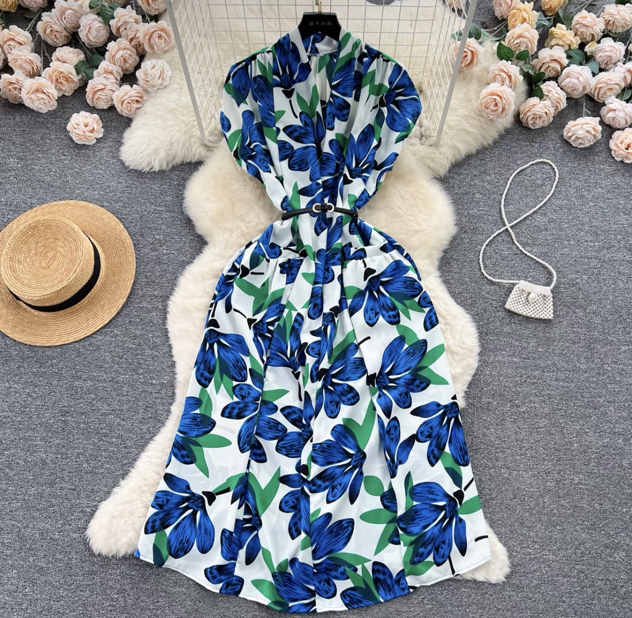 Twin flames print dress & belt CD424 image