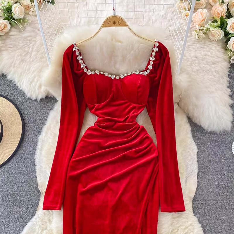 His queen tonight royal gown EBC8 image