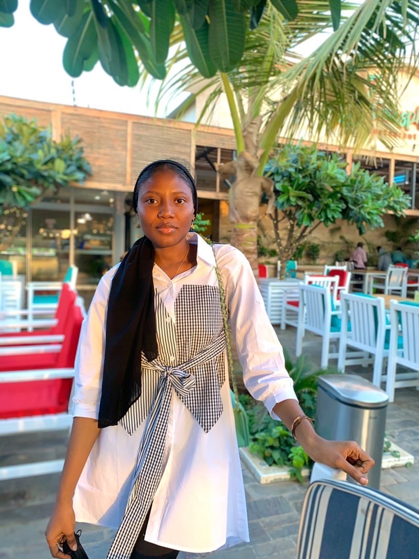 Checkered bow tie shirt image