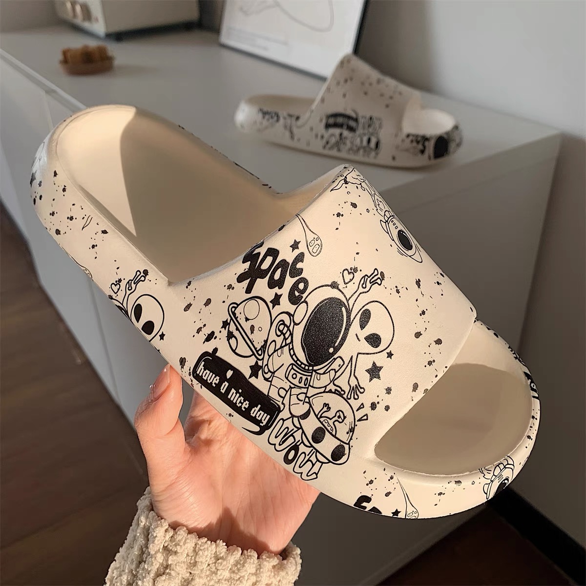 Went viral Comfy slips SNZZ229 image