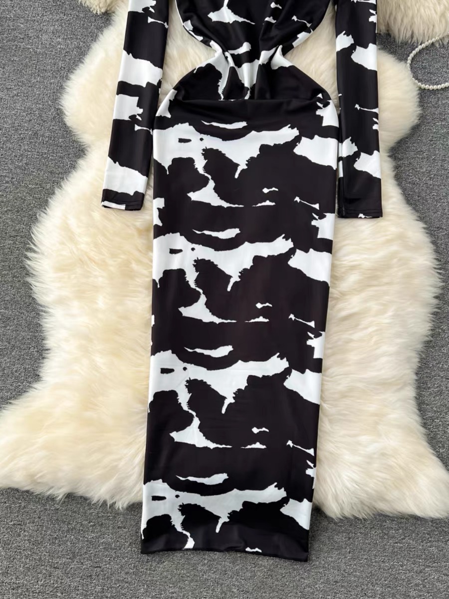 All those curves gown CBC240 image