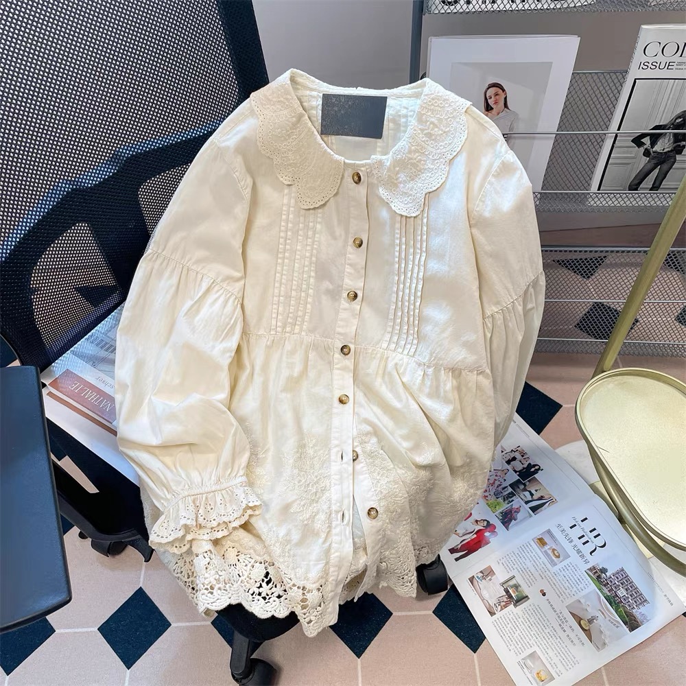 Wine by the fireplace blouse BE143 image