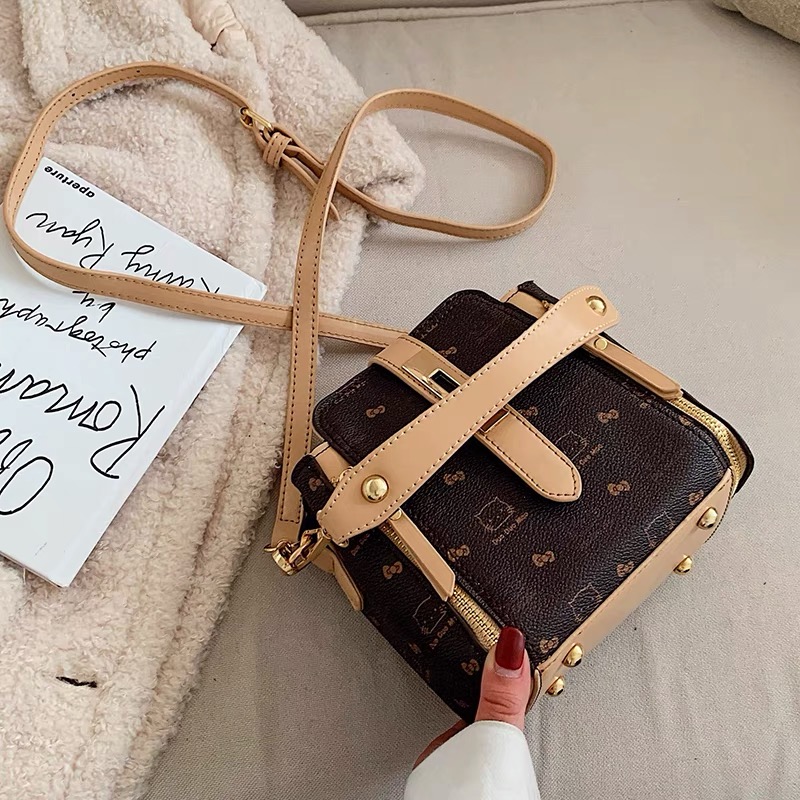 College days sling bag BG159 image