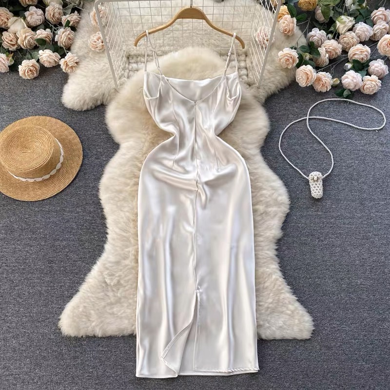 Soft life era gown CBC108 image