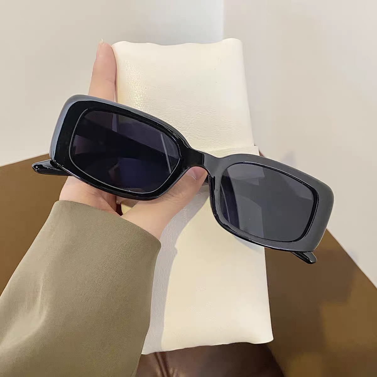 Going around town glasses AC110 image