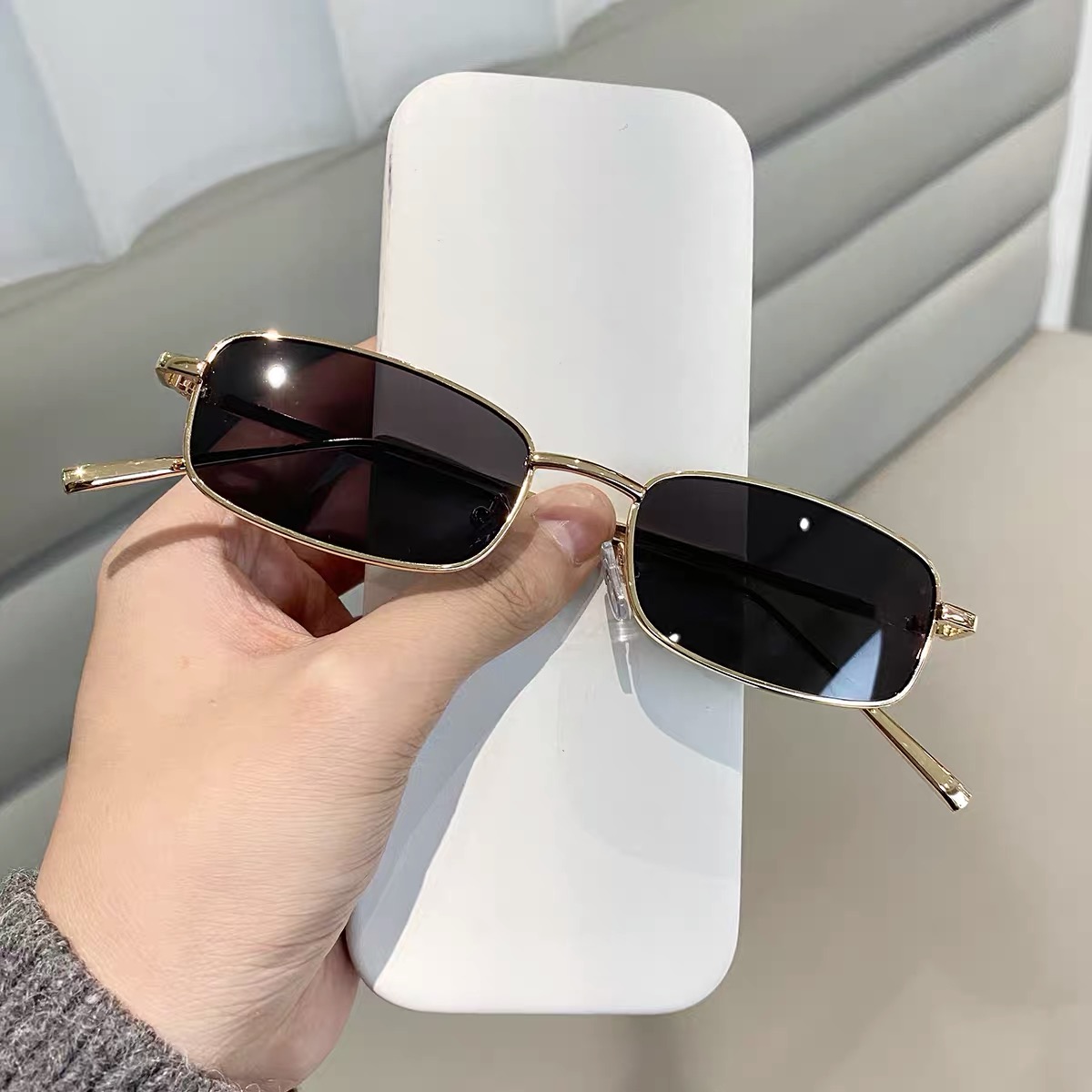 Dangerous shades AC111 image