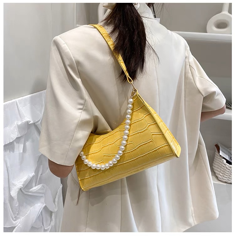 Take me out beaded bag BG189 images