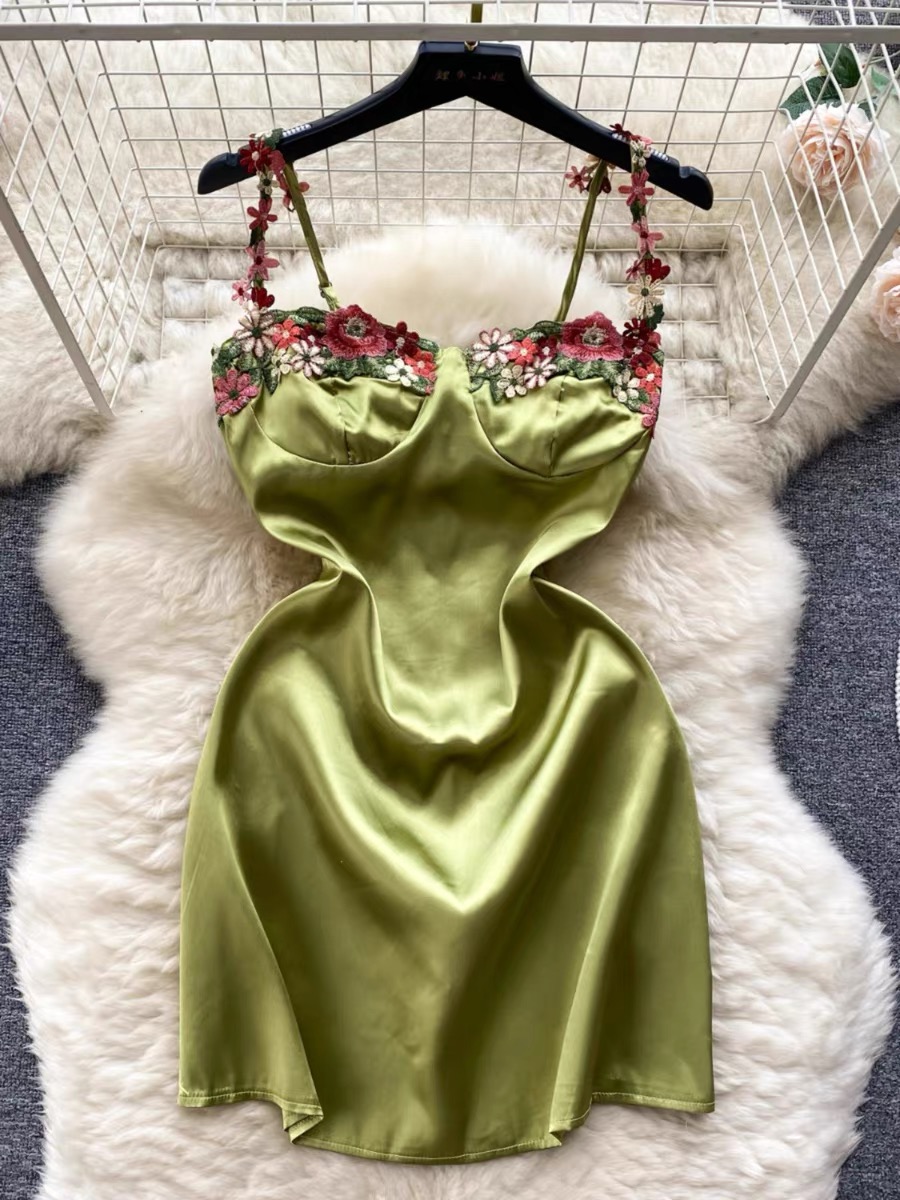 Silk chic gown CBC137 image