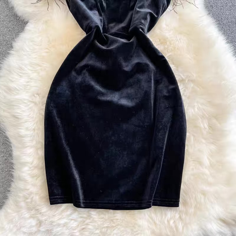 Feathery beauty mini gown CBC38 image