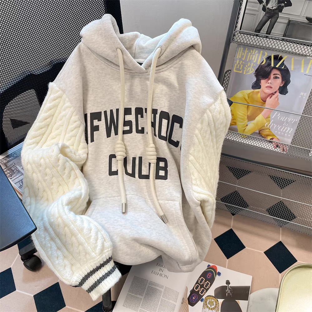 Look my way fluffy sweater HOD105 image