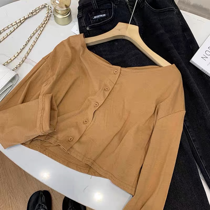 Everyday casual top image