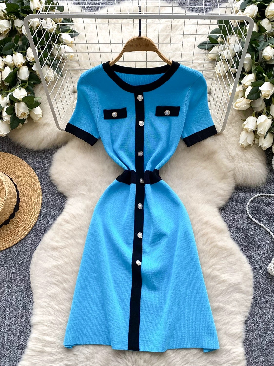 Very iconic dress CD1401 image