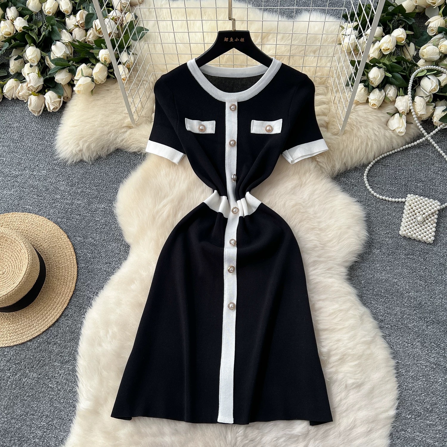 Very iconic dress CD1401 image