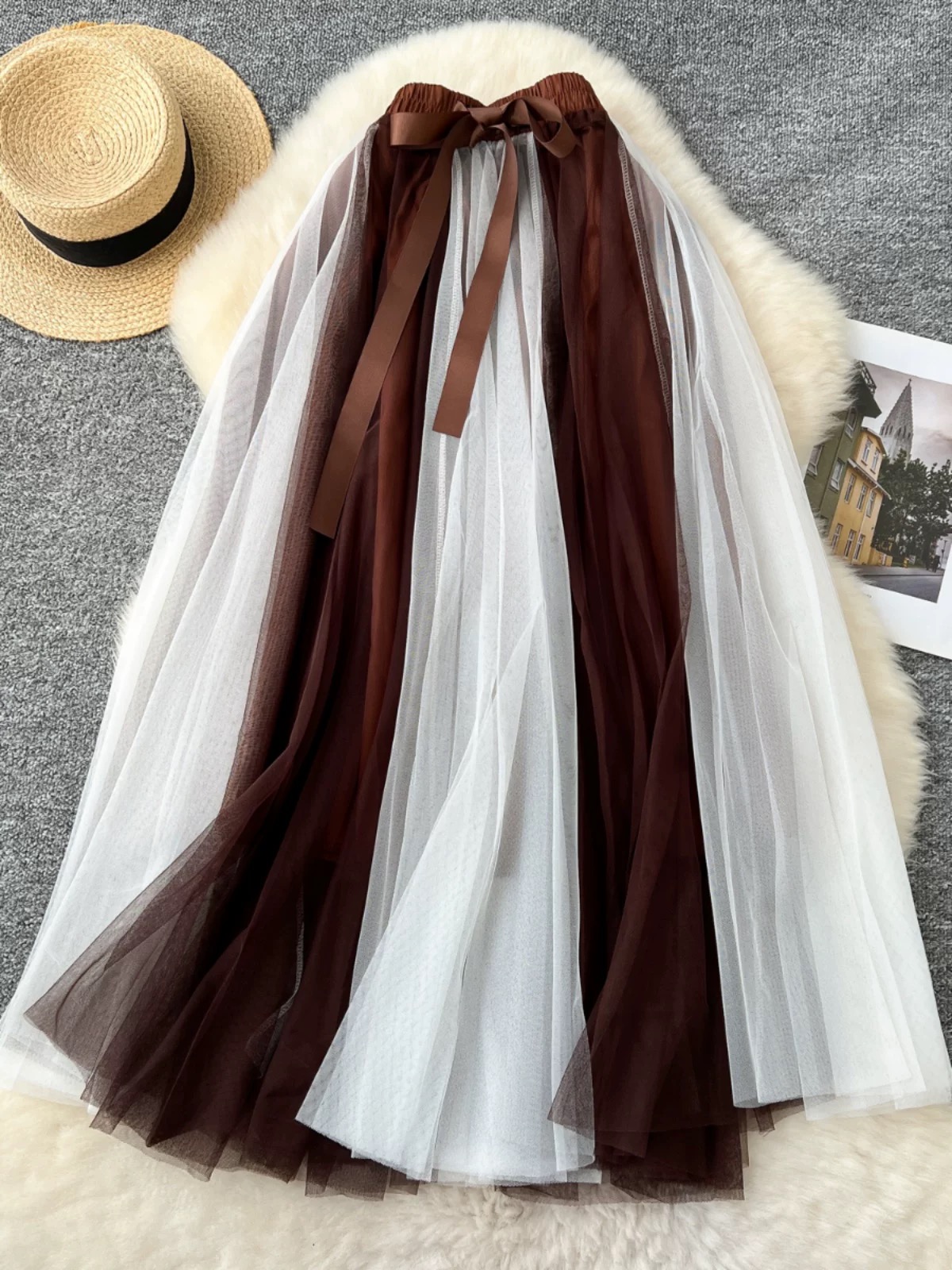 Late arrival skirt CS219 image