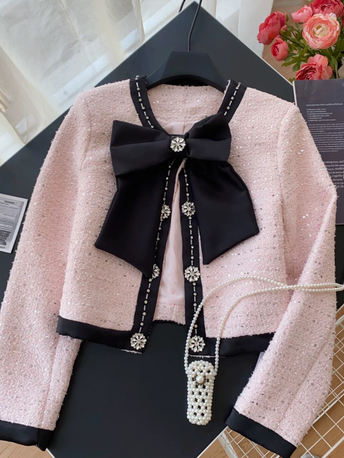 Social elite cropped blazer BL161 image