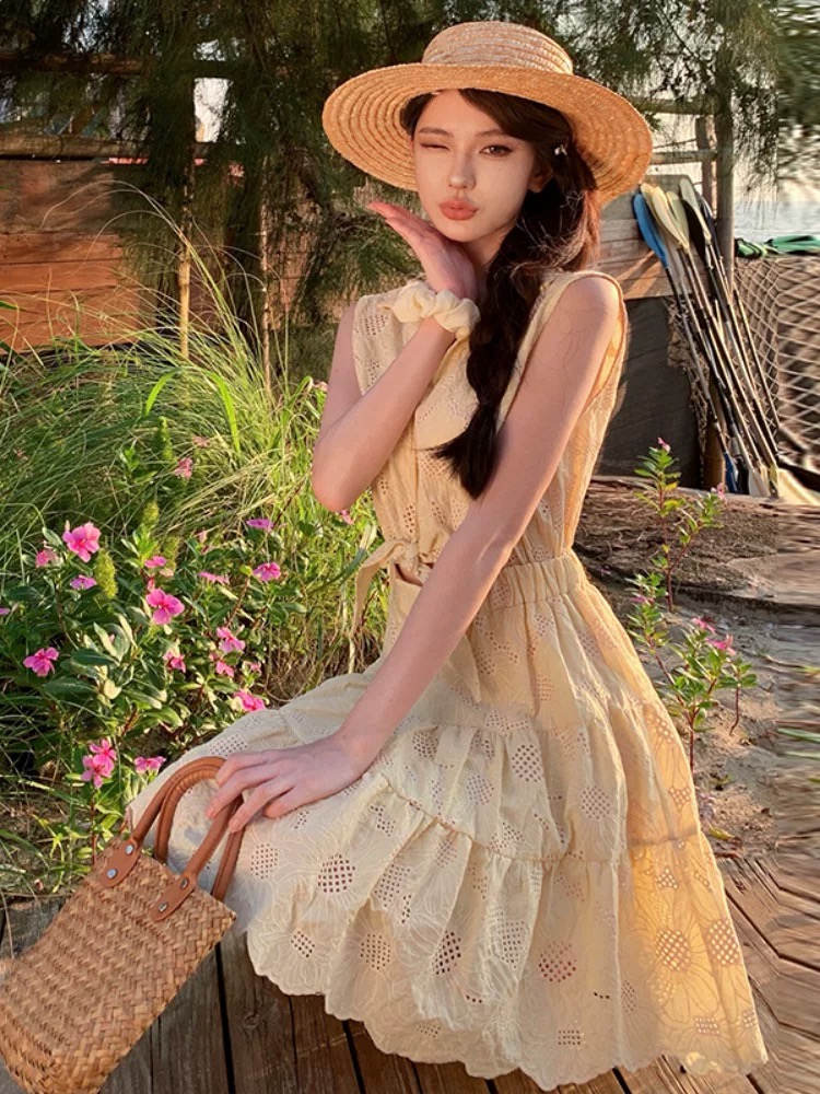 Beat you to it lace dress CD1396 image