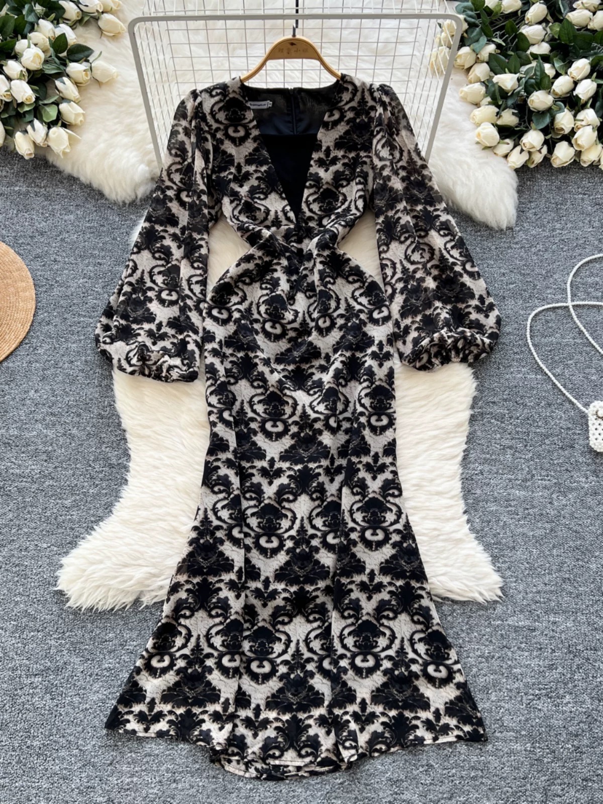 Peeking through dress FD661 image