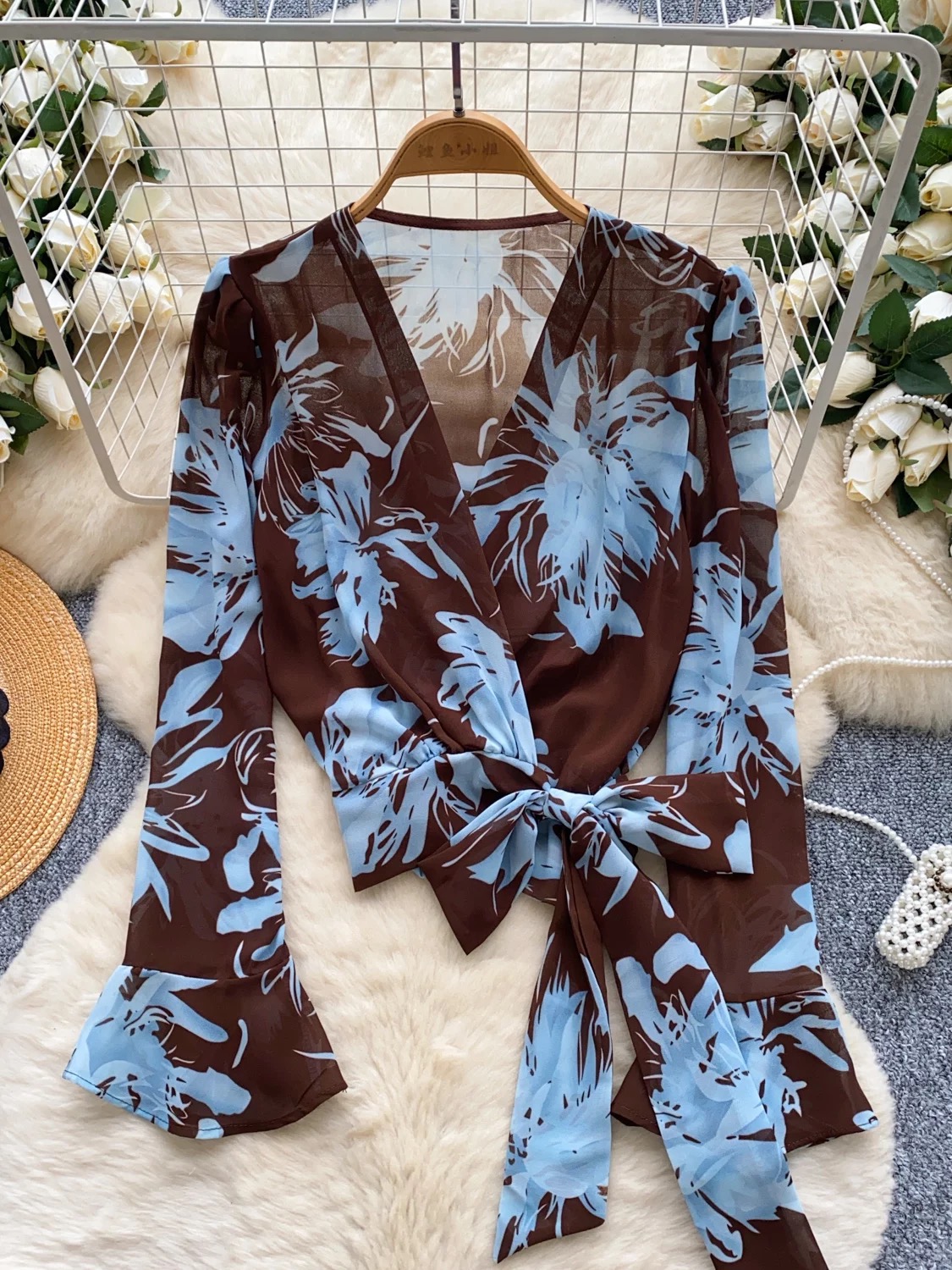 Stunning babe top CTO923