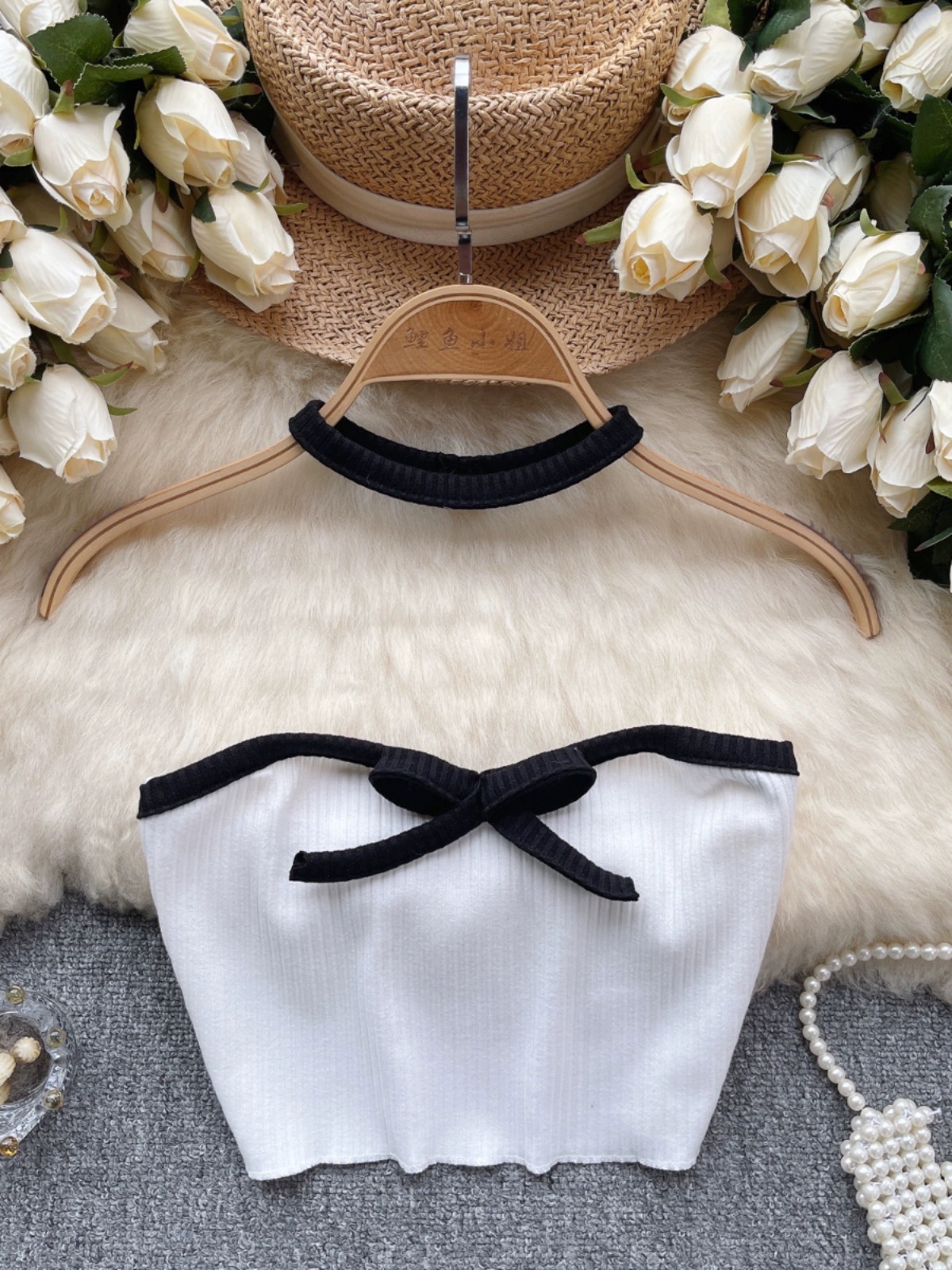 Embrace the day top KTO183 images