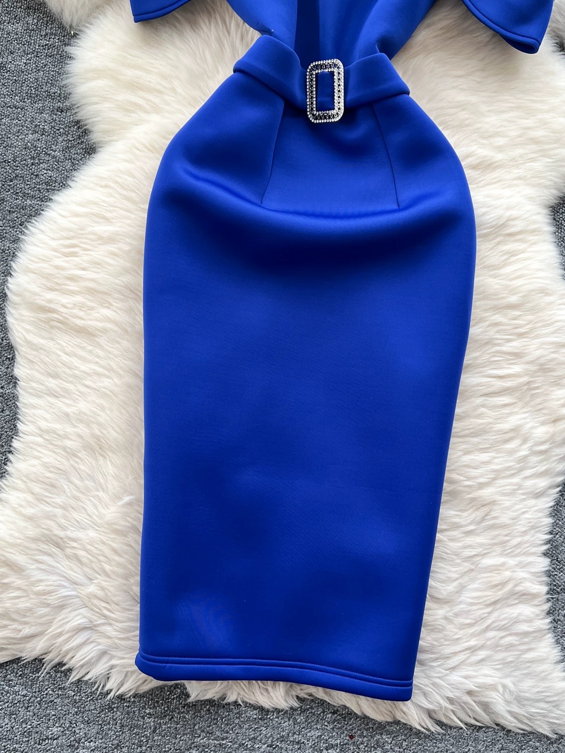 Lake side wedding dress EBC275 image