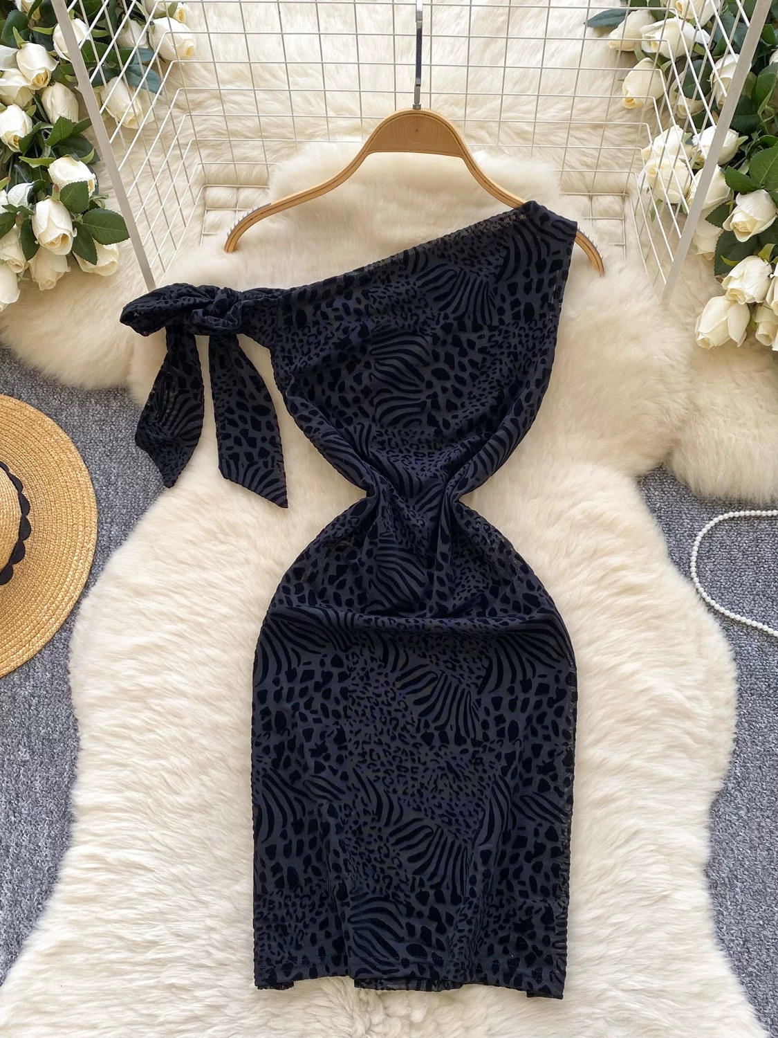 Come close dress CBC1175 image