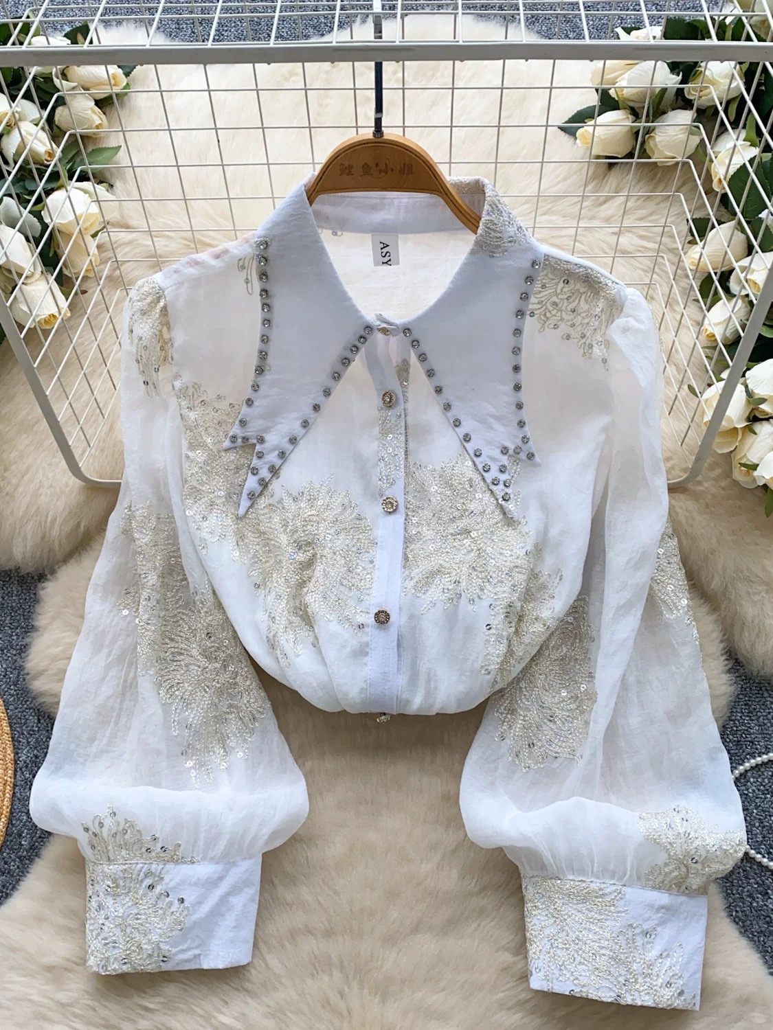 Lavish babe blouse BE337