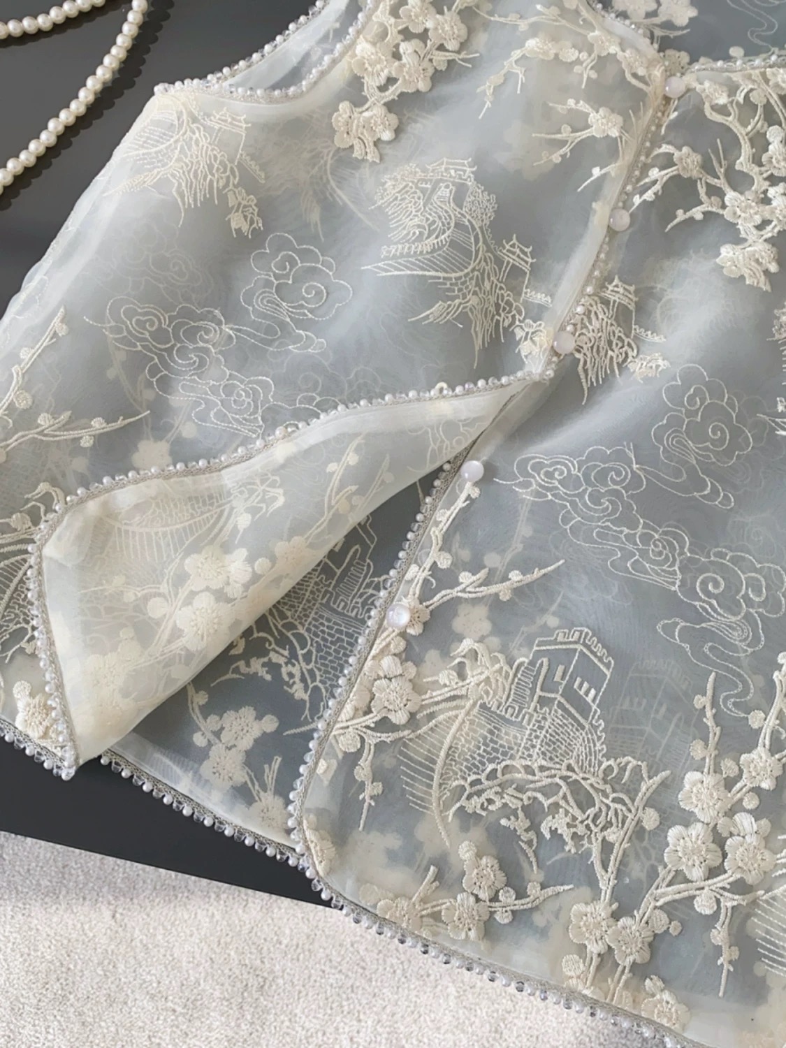 Where is she going top CTO1116 images