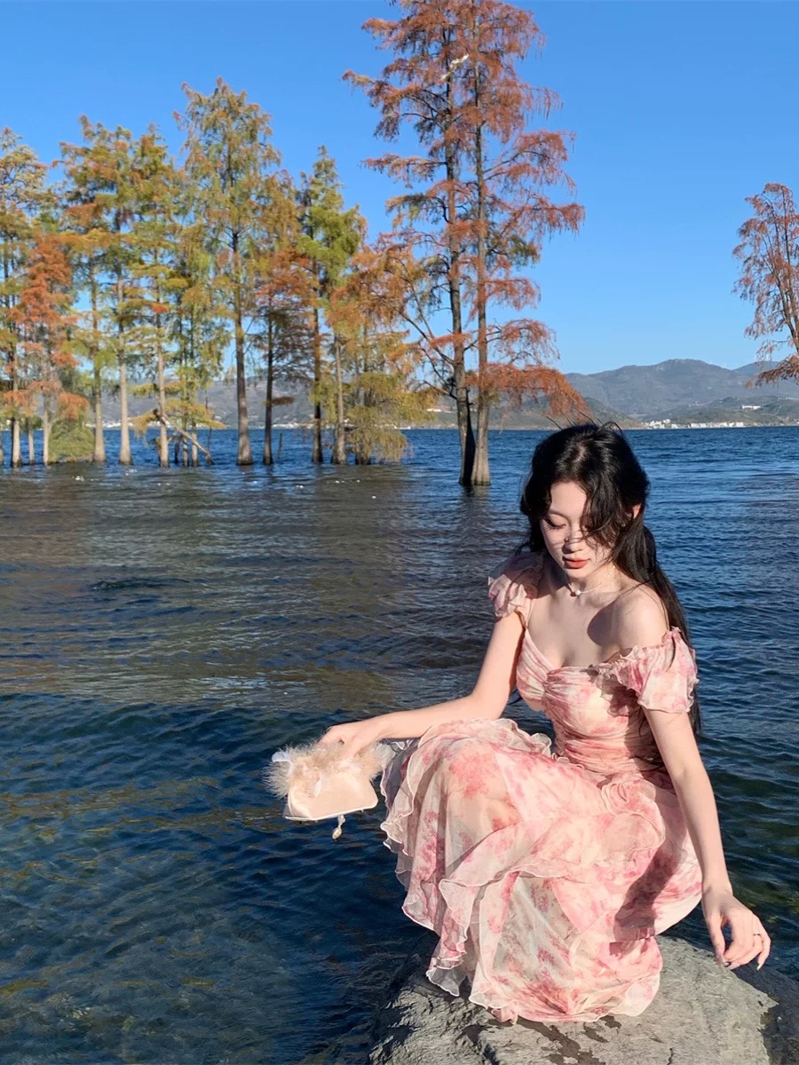 Hotter than you dress CD1949 image