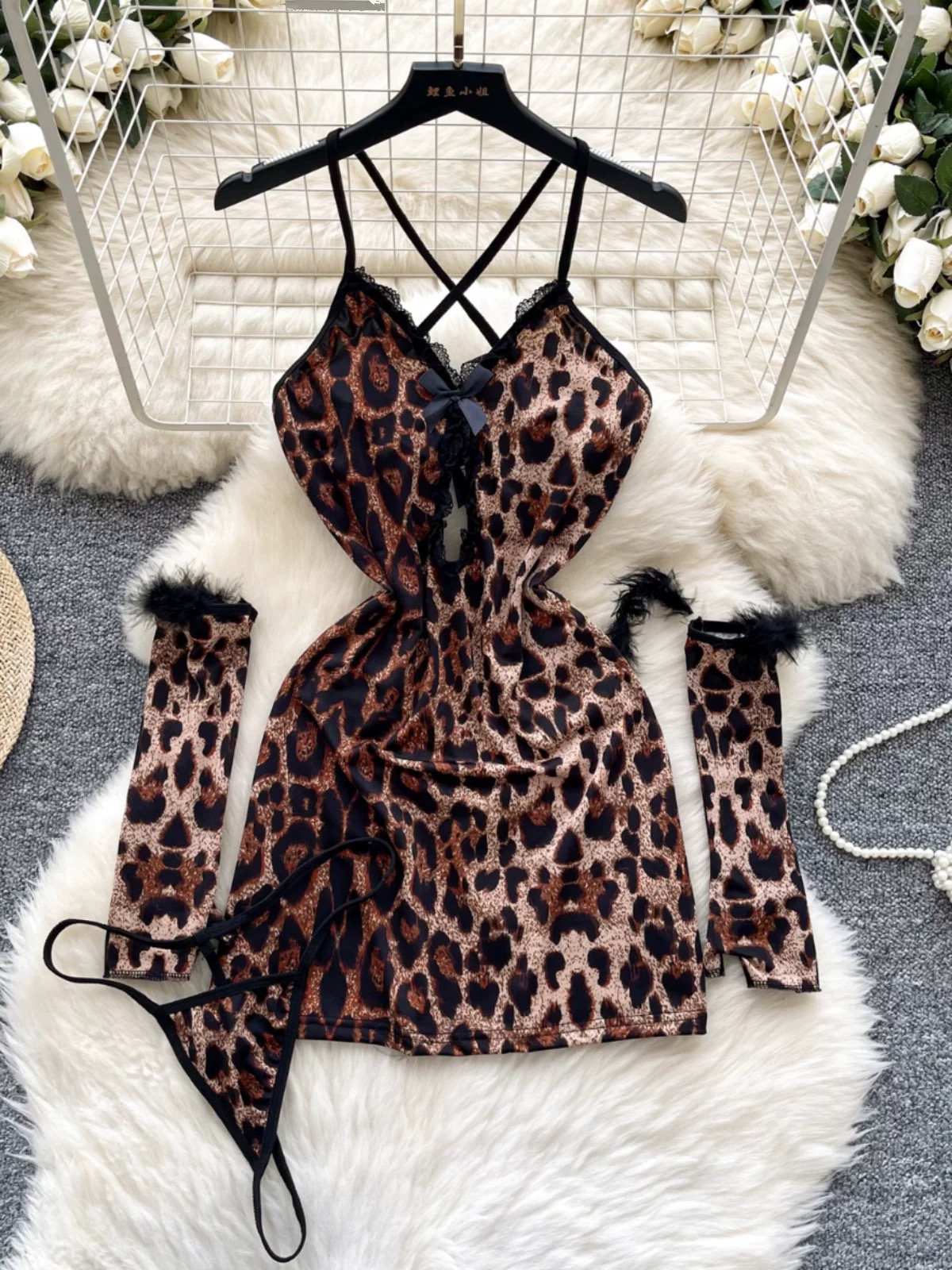 I am the moment dress CBC1056