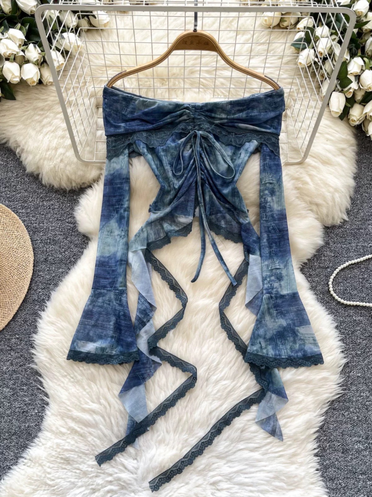 Maximum satisfaction top CTO773 image