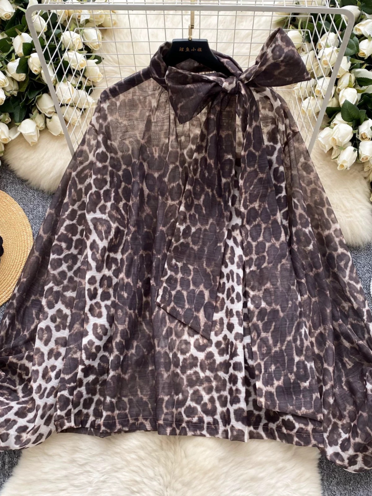 April babe blouse BE362