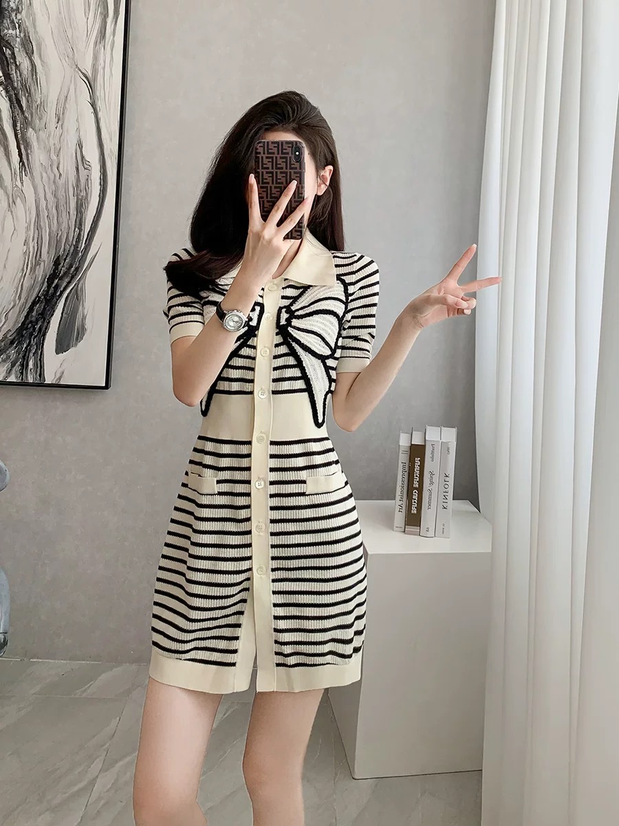 Cozy autumn knitted dress KD319 image