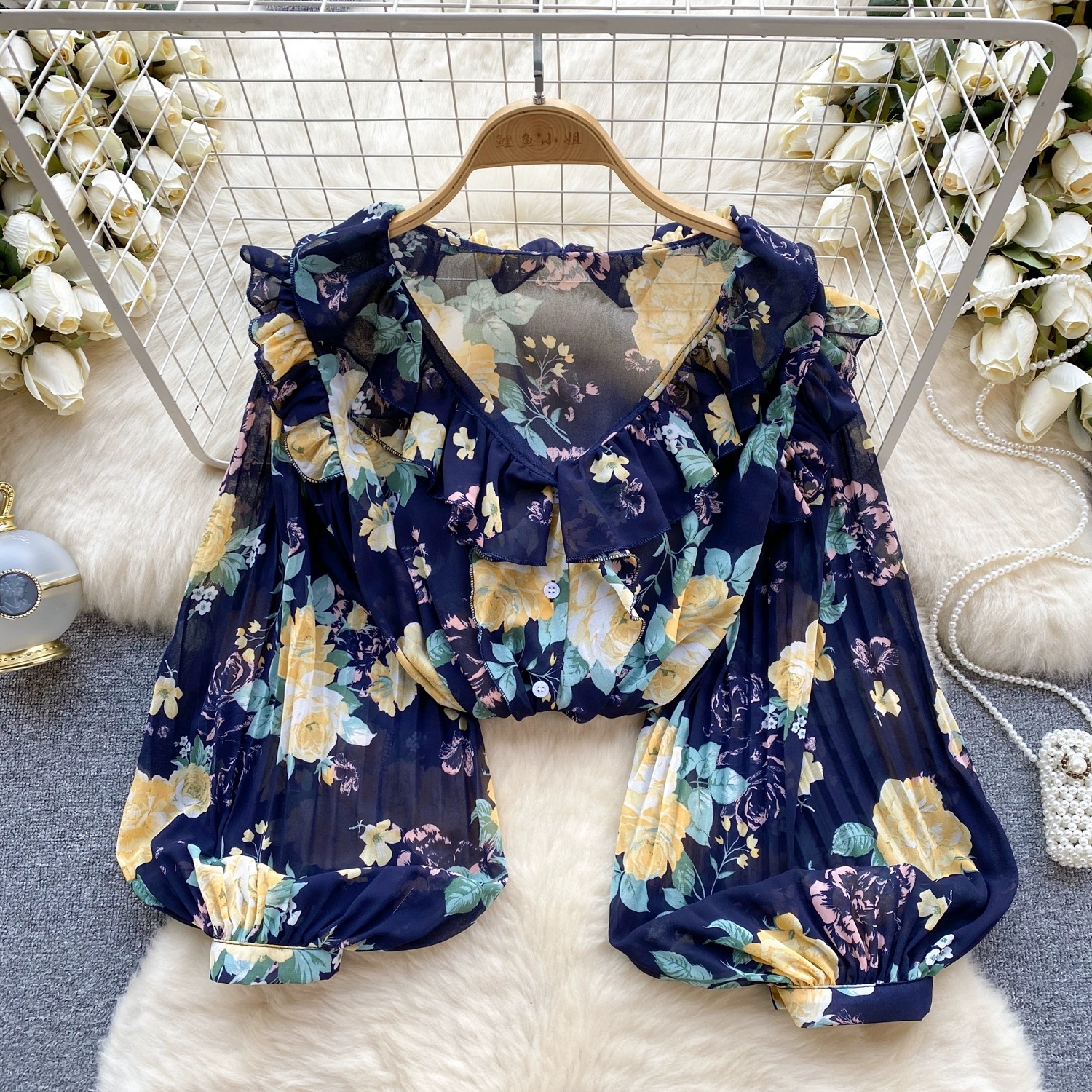 Delia blouse BE360 image