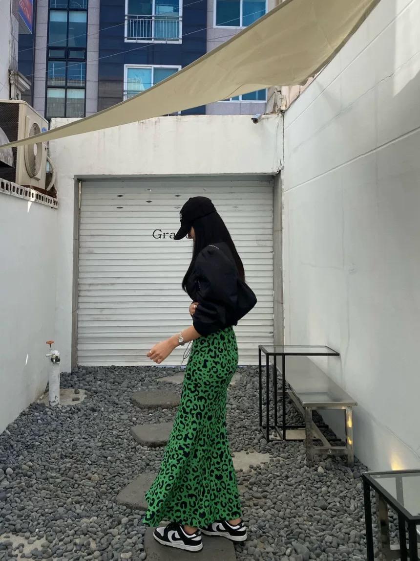 Pacifica skirt CS146 image