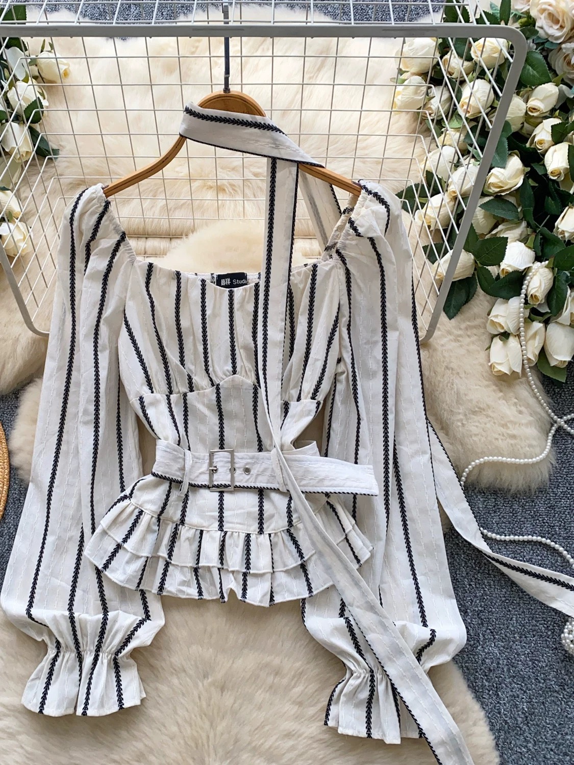 Passing by top CTO1086 image