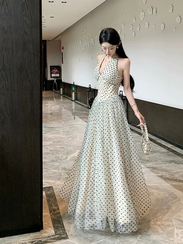 Too good for drama polka dress CD325 image