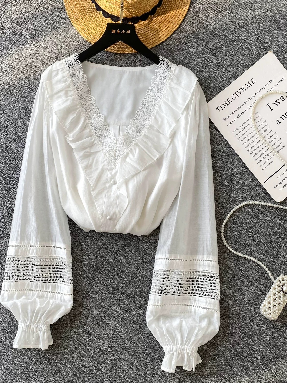 Charlie’s dream blouse BE465 image