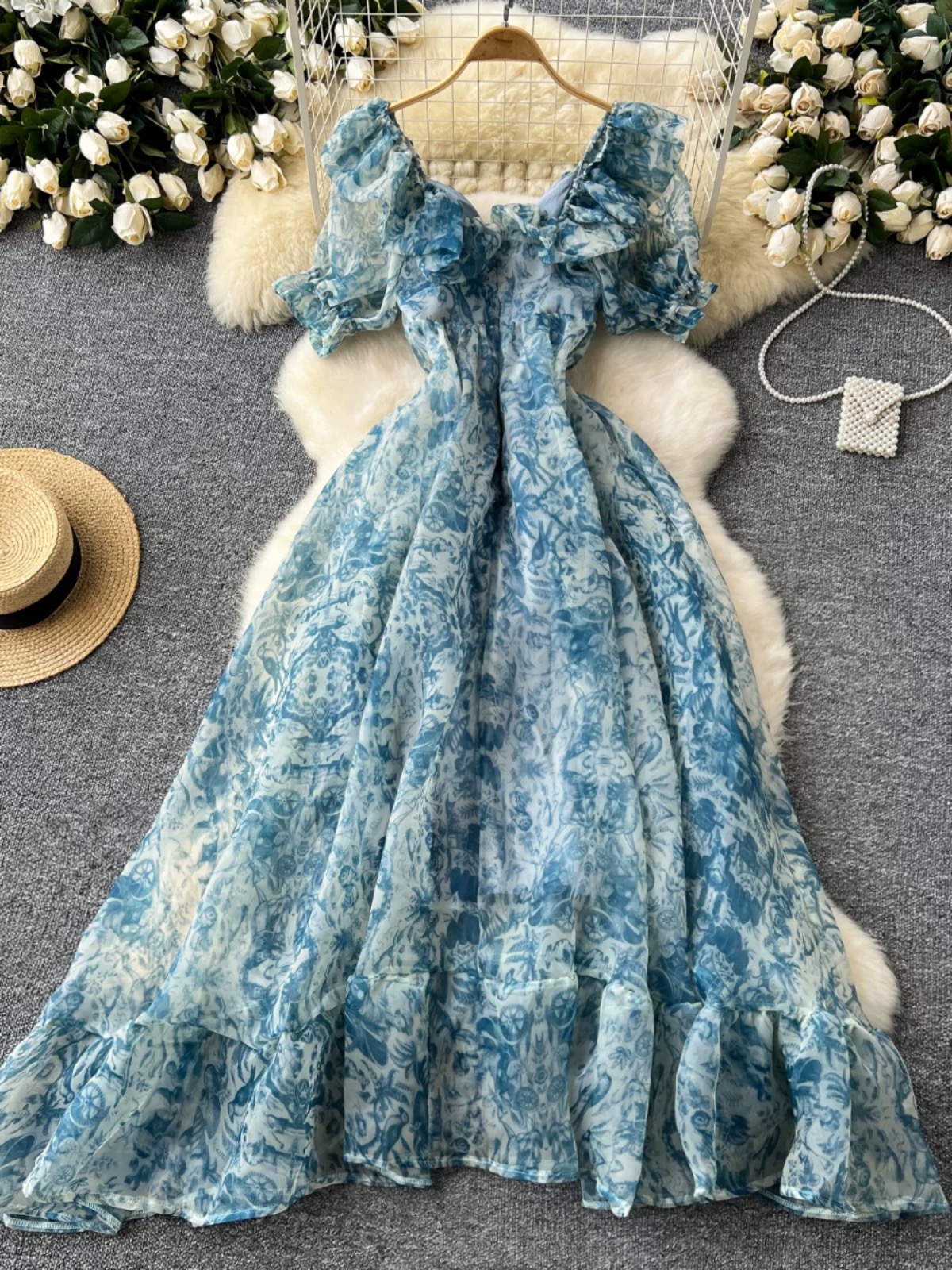 Treat me like that dress FD1052 image