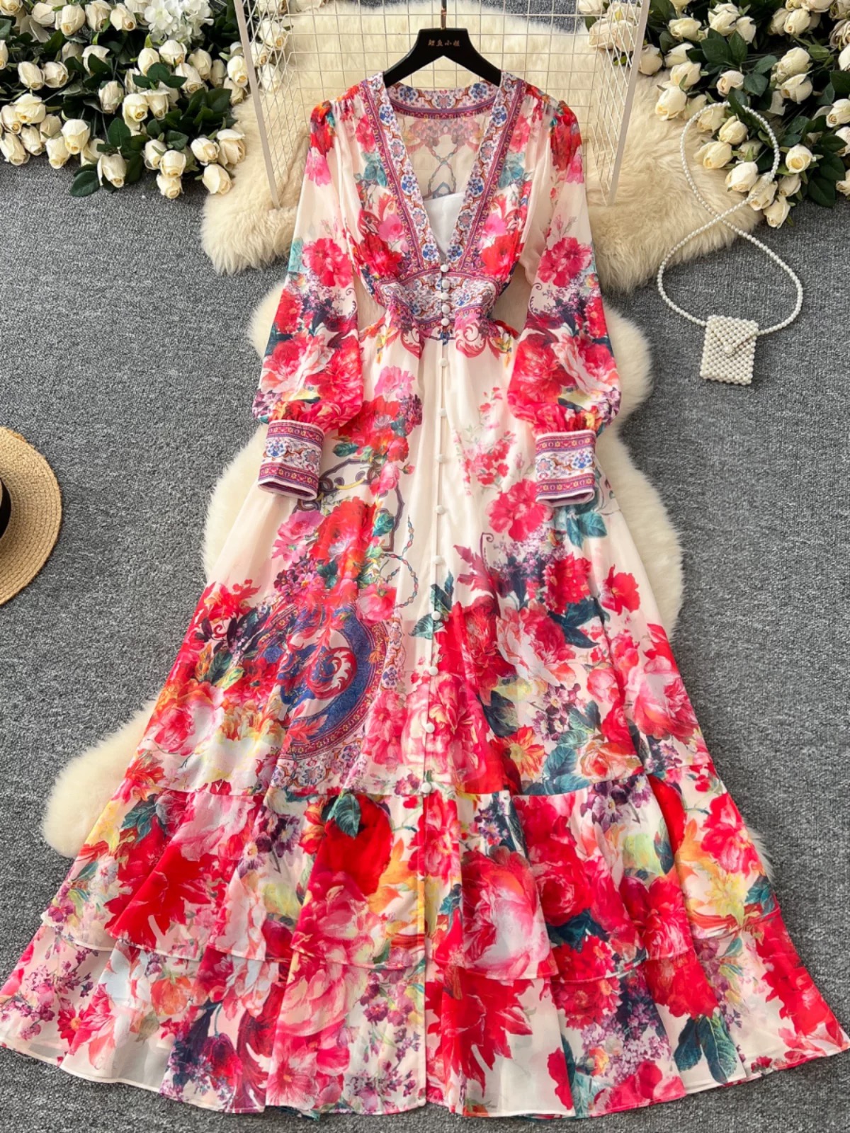 Dazzling and dress ED448