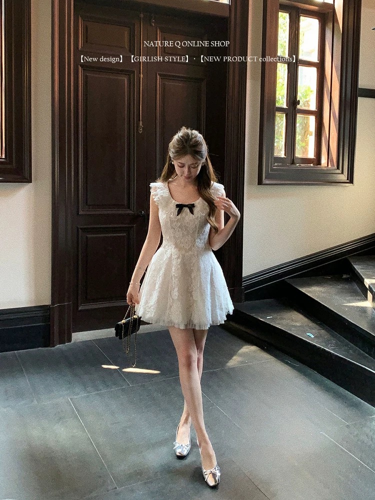 Truly authentic lace dress CD1539 image