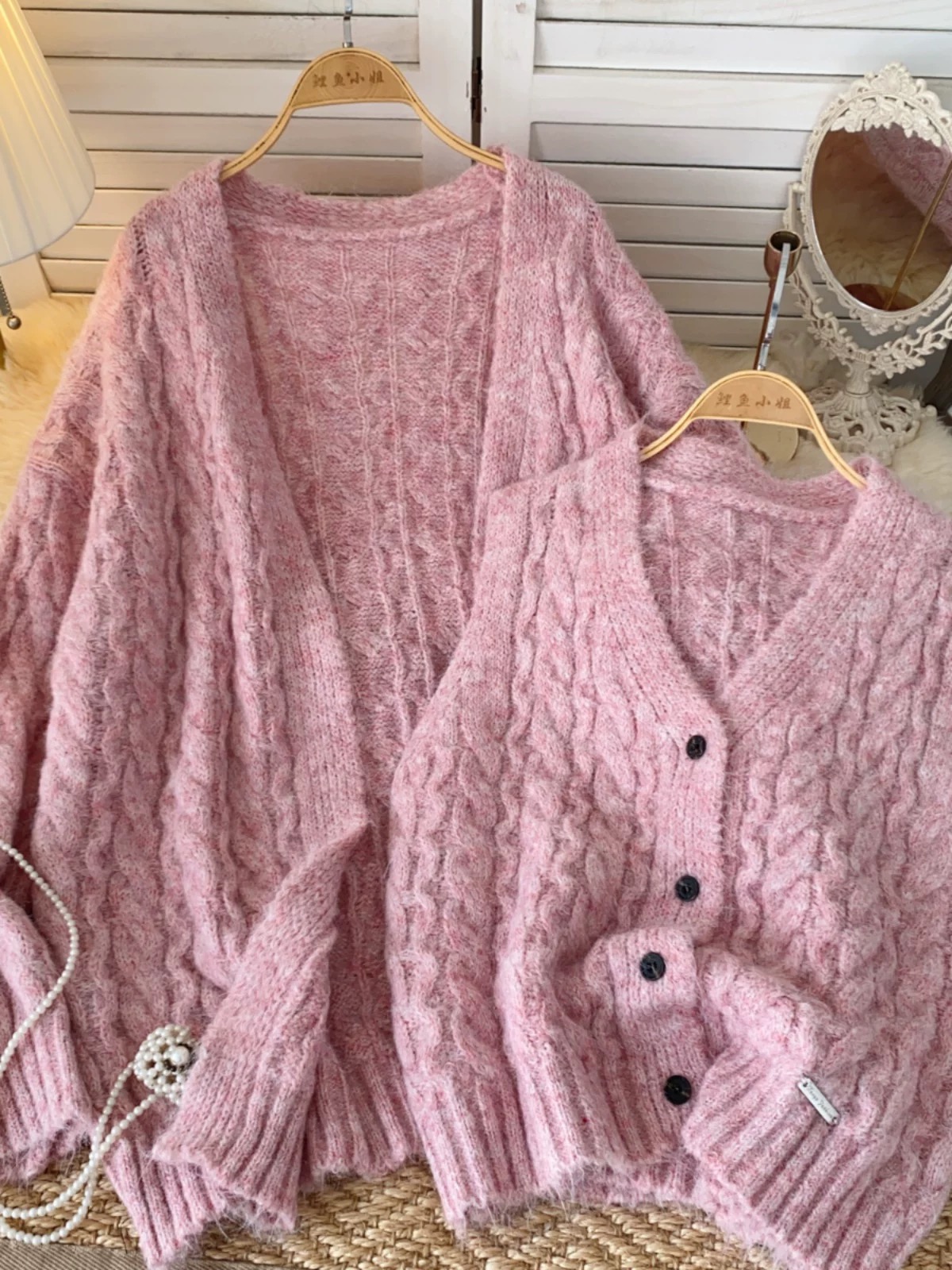 Smooth comfort knitted sweater set KS111